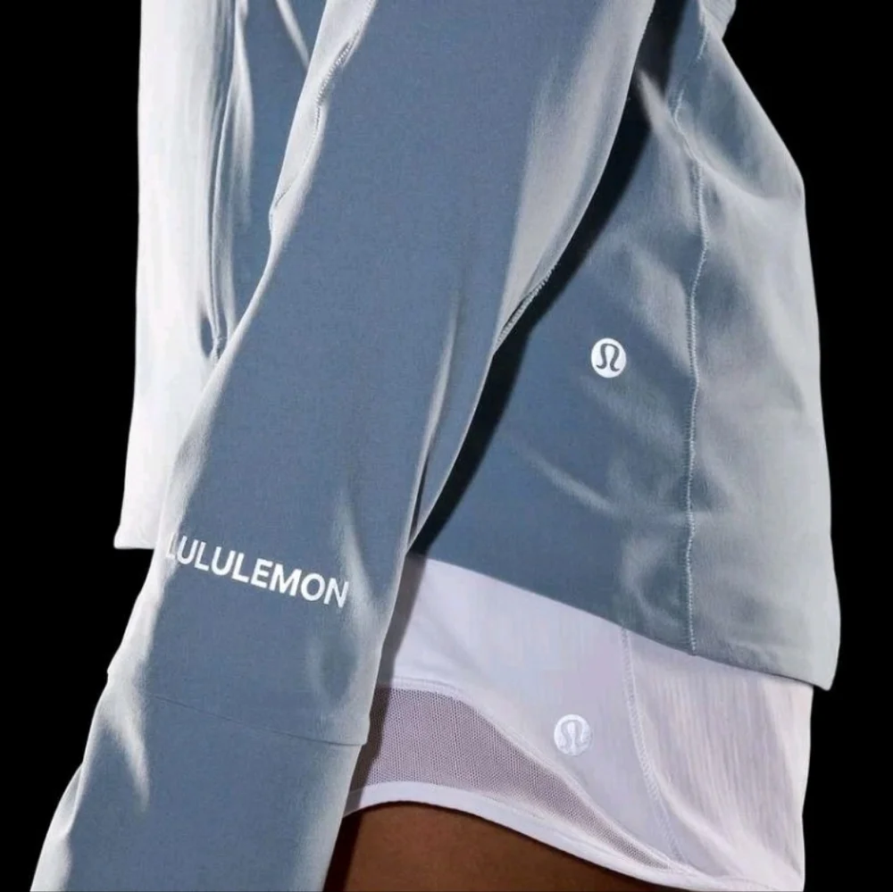 Lululemon Mist Over Windbreaker Light Blue - Picture 2 of 12